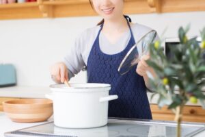 家事代行サービスの時給・給料を徹底解説！年収500万を目指す働き方